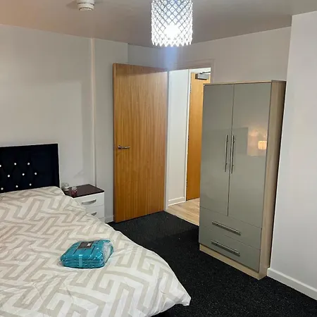 Modern 1-bed Retreat Cozy, Bright And Apartamento Bradford (West Yorkshire)