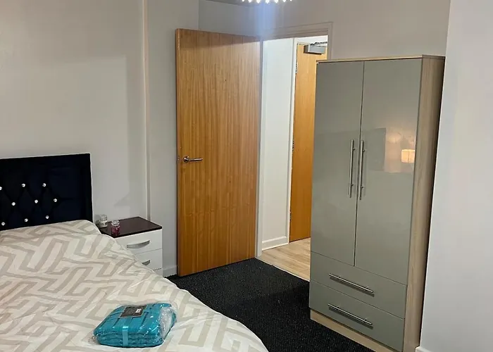 Modern 1-bed Retreat Cozy, Bright And Appartement Bradford (West Yorkshire)